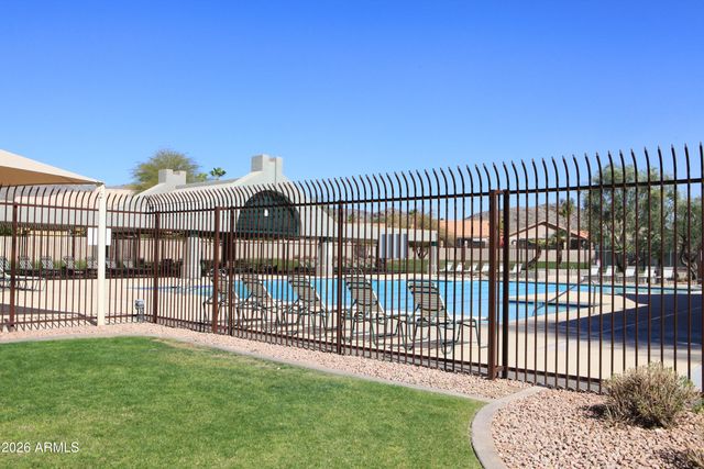 2736 E BROOKWOOD Court, Phoenix, AZ 85048