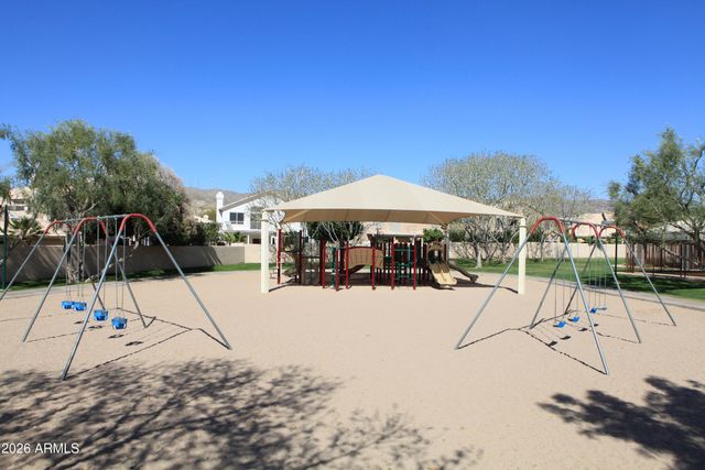 2736 E BROOKWOOD Court, Phoenix, AZ 85048