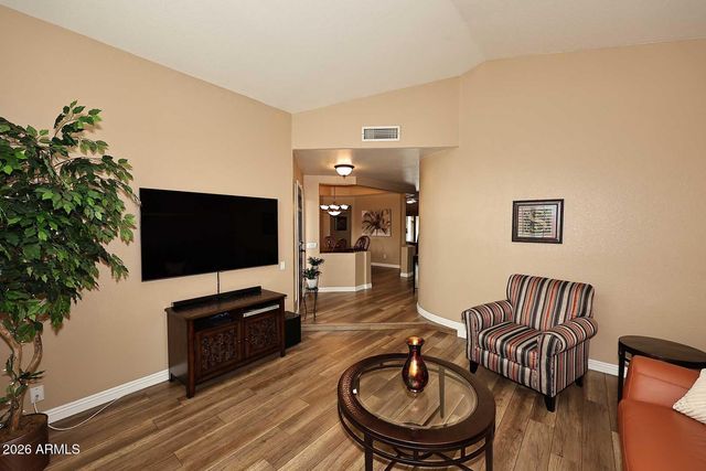 2736 E BROOKWOOD Court, Phoenix, AZ 85048