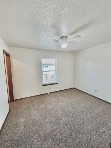 1901 E Lindsey Street 10B, Norman, OK 73071