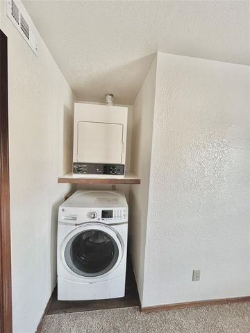 1901 E Lindsey Street 10B, Norman, OK 73071