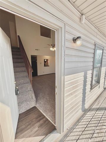 1901 E Lindsey Street 10B, Norman, OK 73071