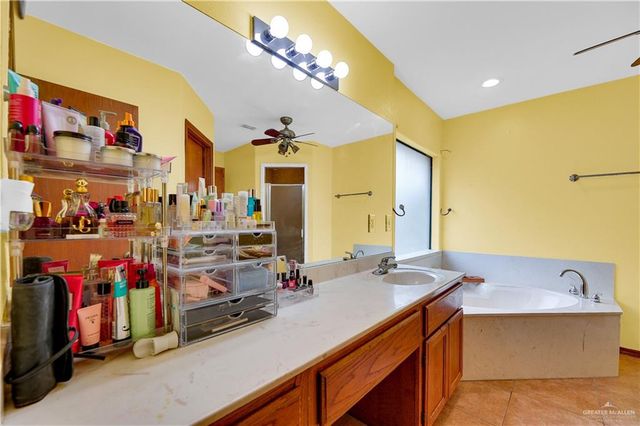 2404 S Hibiscus Street, Pharr, TX 78577