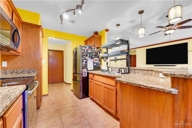 2404 S Hibiscus Street, Pharr, TX 78577