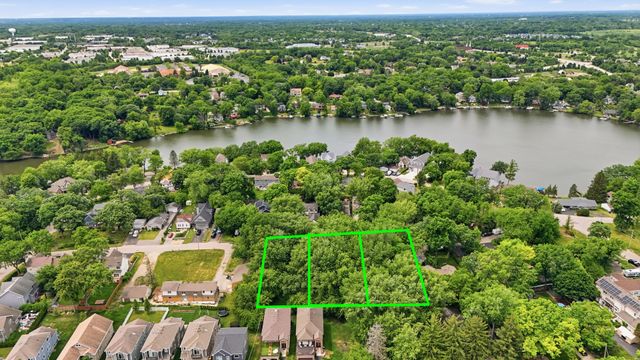 24005 N VALLEY Road, Lake Zurich, IL 60047