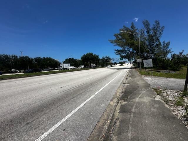 1430 Southern Boulevard, Glen Ridge, FL 33406