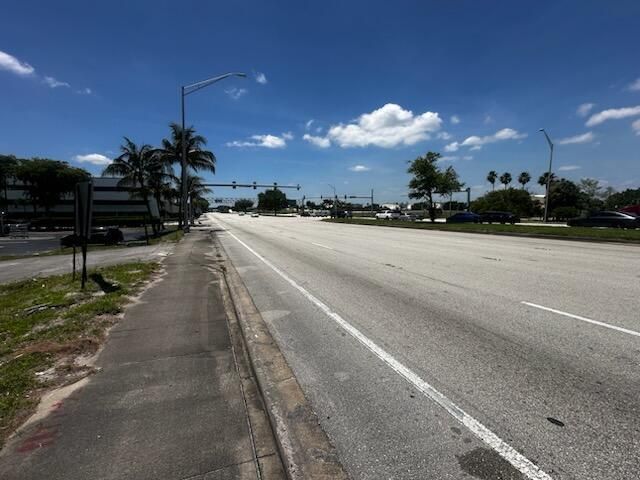 1430 Southern Boulevard, Glen Ridge, FL 33406