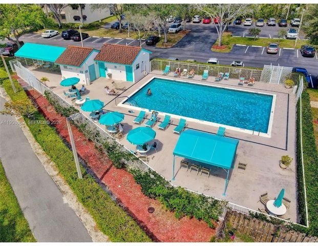 7590 Tahiti Ln 101, Lake Worth, FL 33467