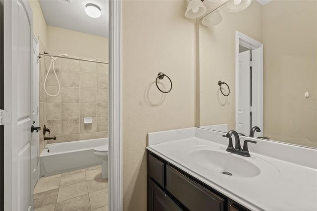 2515 Sentry Oak Way, Sugar Land, TX 77479