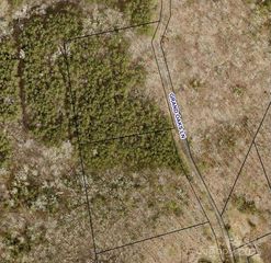 1557 Grand Oaks Lane, Hickory, NC 28602