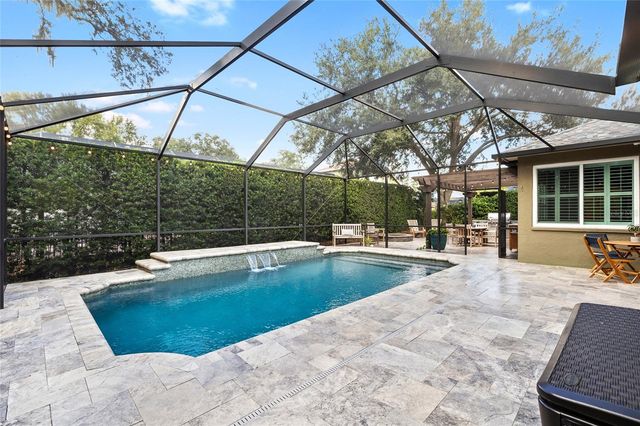 5950 JAEGERGLEN DRIVE, Lithia, FL 33547