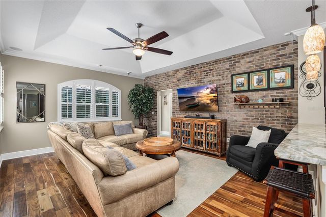 5950 JAEGERGLEN DRIVE, Lithia, FL 33547