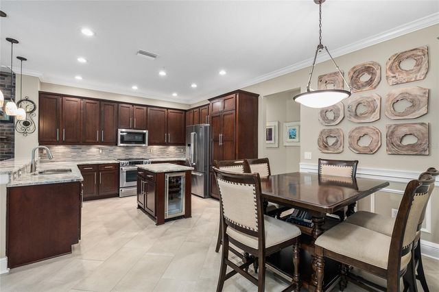 5950 JAEGERGLEN DRIVE, Lithia, FL 33547