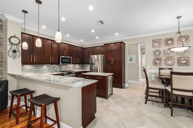 5950 JAEGERGLEN DRIVE, Lithia, FL 33547