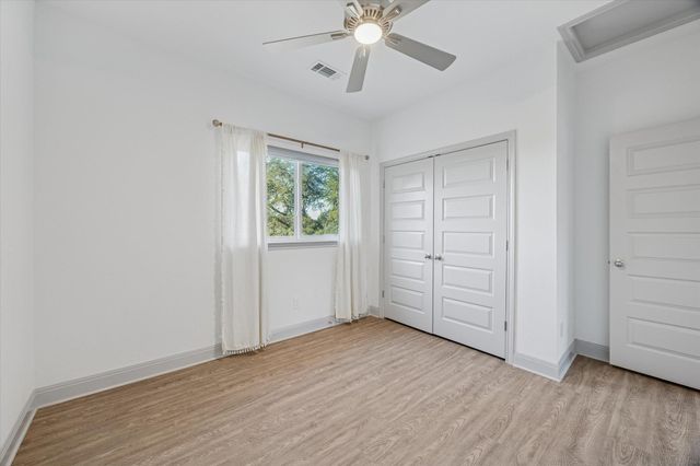 18812 Nicklaus DR, Point Venture, TX 78645