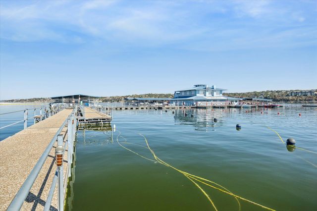 18812 Nicklaus DR, Point Venture, TX 78645