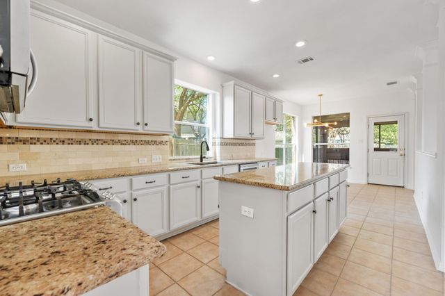 6312 Mesa Grande DR, Austin, TX 78749