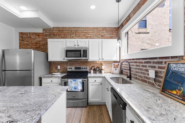 1399 E Long Street, Columbus, OH 43203