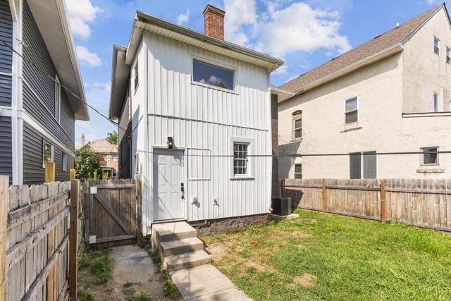 1399 E Long Street, Columbus, OH 43203