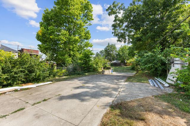 1399 E Long Street, Columbus, OH 43203