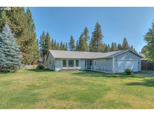 17284 KINGFISHER Dr, Bend, OR 97707