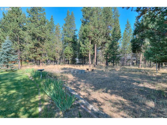 17284 KINGFISHER Dr, Bend, OR 97707