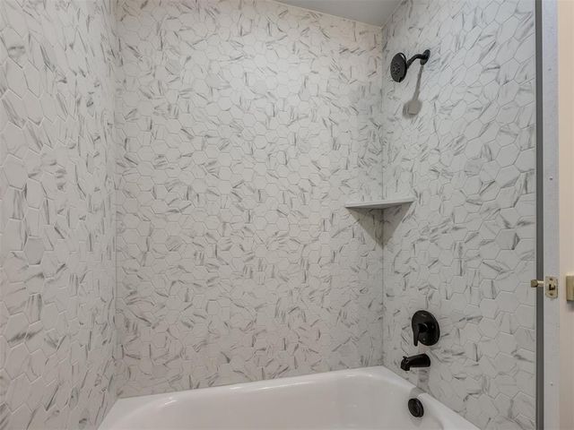 16013 Catalonia Place, Oklahoma City, OK 73170