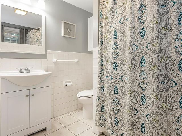 14 Endmoor Rd, Westford, MA 01886
