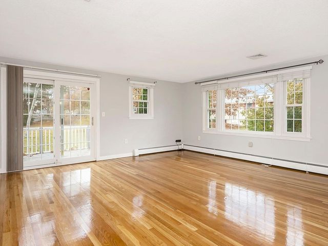 14 Endmoor Rd, Westford, MA 01886