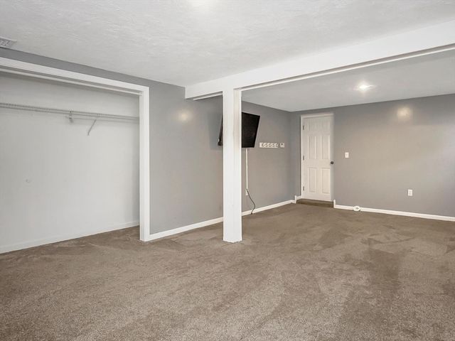 14 Endmoor Rd, Westford, MA 01886