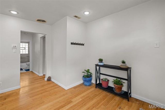 4967 Parker Avenue, St Louis, MO 63139