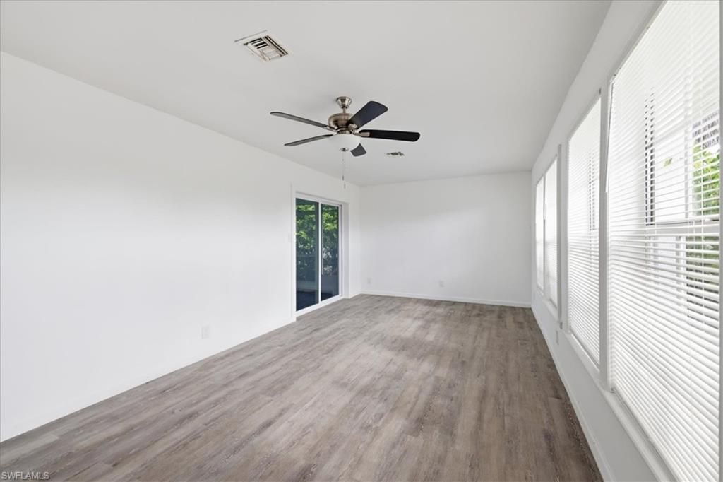 6106 Island Park CT, FORT MYERS, FL 33908 — photo 2