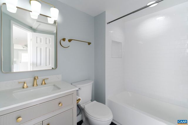 900 SAINT CLAIR AVE, Charlottesville, VA 22901