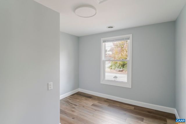 900 SAINT CLAIR AVE, Charlottesville, VA 22901