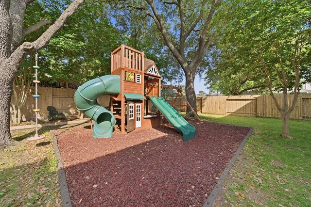 815 Sierra Lake Drive, Katy, TX 77450