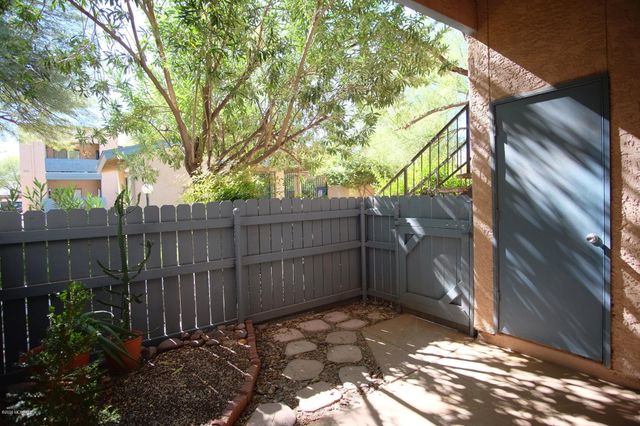 8080 E Speedway Blvd Unit 409, Tucson, AZ 85710