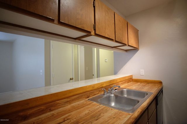 8080 E Speedway Blvd Unit 409, Tucson, AZ 85710