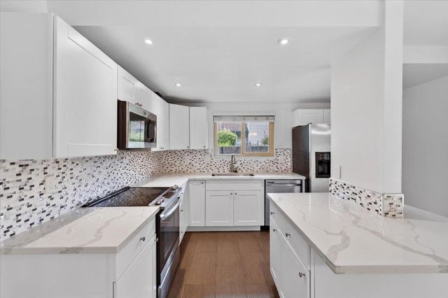 2307 Filmore Ln, Rancho Cordova, CA 95670