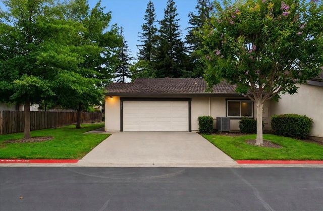 2307 Filmore Ln, Rancho Cordova, CA 95670