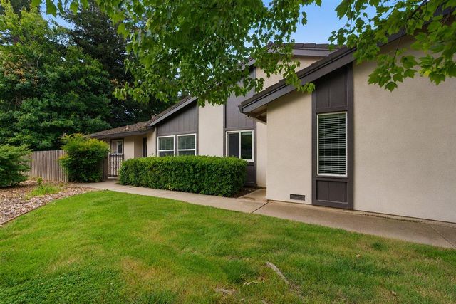 2307 Filmore Ln, Rancho Cordova, CA 95670