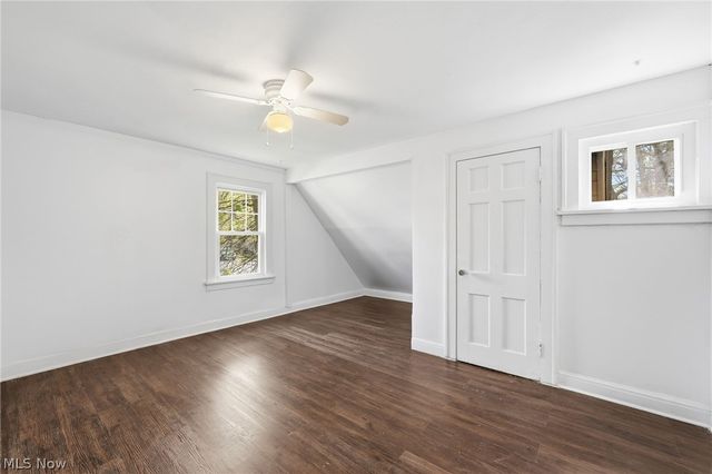 1068 Nela View Road, Cleveland Heights, OH 44112