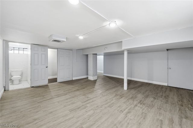 1068 Nela View Road, Cleveland Heights, OH 44112