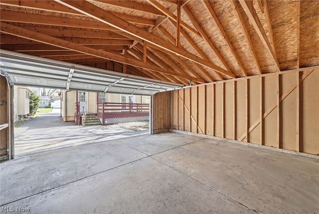 1068 Nela View Road, Cleveland Heights, OH 44112