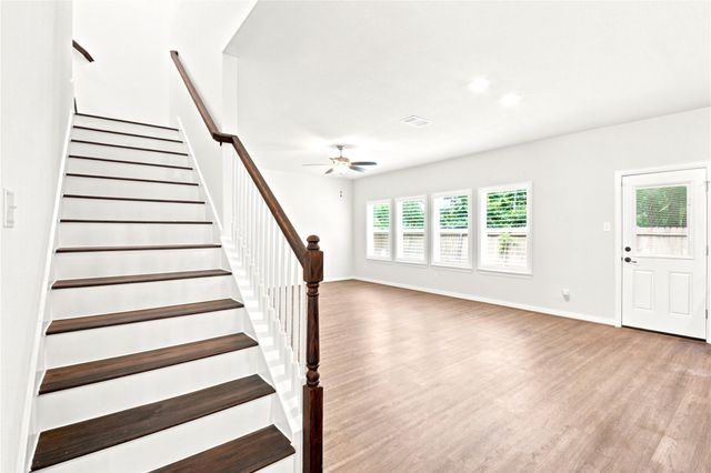 1202 Vilamoura Court, Crosby, TX 77532