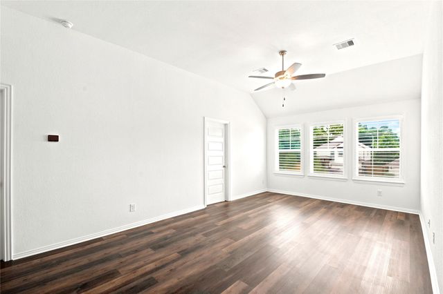 1202 Vilamoura Court, Crosby, TX 77532