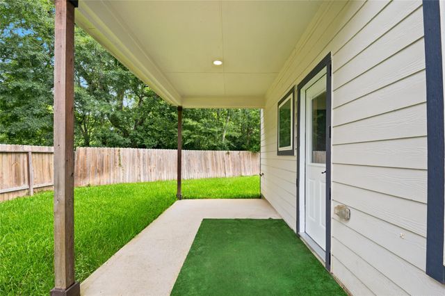 1202 Vilamoura Court, Crosby, TX 77532