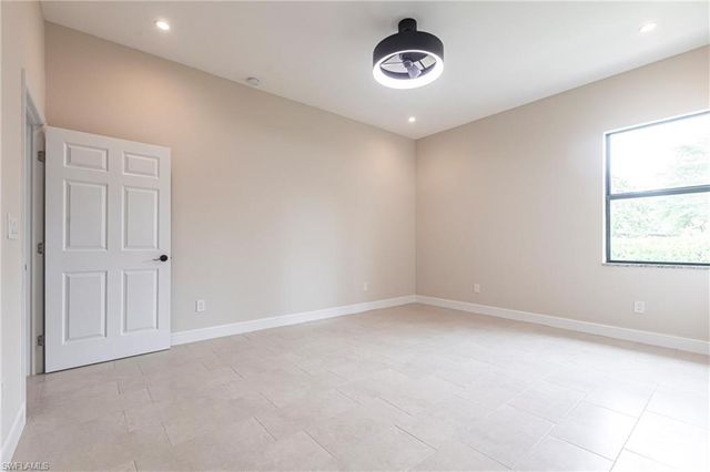 10295 Carolina ST, Bonita Springs, FL 34135