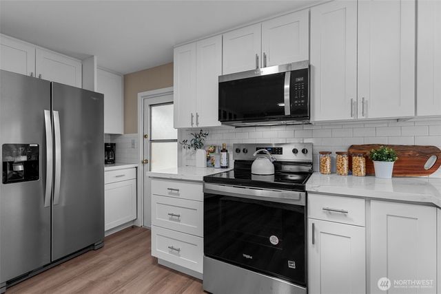 18501 52nd Avenue W #83, Lynnwood, WA 98037