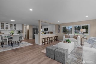 18501 52nd Avenue W #83, Lynnwood, WA 98037