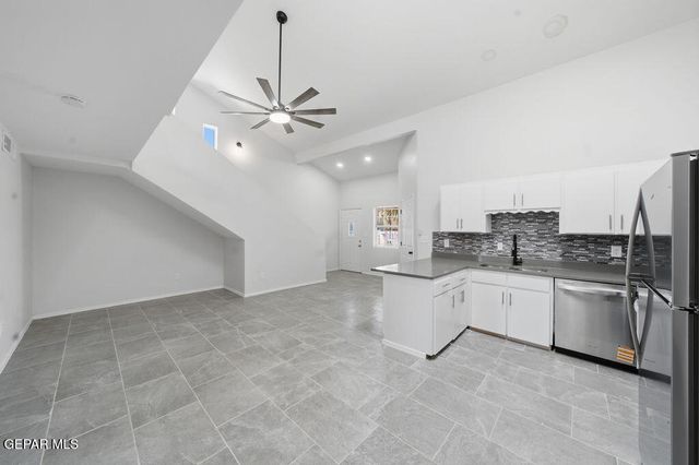 821 Los Lagos Way B, El Paso, TX 79907